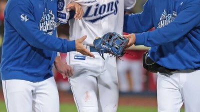 '1승 추가→PO 진출'인데...삼성 박진만 감독 김영웅, 여전히 통증 있어 대타도 어렵다 [스춘 준PO4]