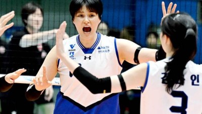 '5kg 감량' 왕조 에이스 이 악물었다...34세 트레이드 이적, 김희진 부활할까