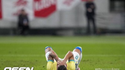 '파라과이전 2-0 완승' 뉴스 접한 일본 축구 팬들, 파라과이 이겨서 좋니? 우리가 브라질 잡은 게 더 큰 뉴스