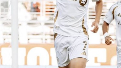 '英 BBC도 인정' 수준 이하 경기력 손흥민 공백 확실...토트넘-프랭크, 공격수 영입도 힘들다 현실적인 선택지 거의 없어