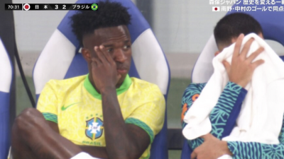 日 매체 승리에 너무 심취했나...비니시우스 표정 조롱 상황 이해 못 한 듯 멍하니 바라봐