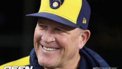 세상에 이런 감독 봤나, 다저스에 2연패 당했는데…선수들한테 손 편지라니 위대함은 어려울 때 만들어진다