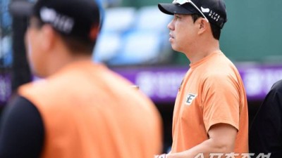 '짐 싸서 나가고, 눈물의 충격 이적 또 나오나' 11월 19일, 2년만에 상자가 열린다