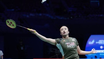 '따라가도 이기기 어렵다' 안세영, 괴물 체력으로 日 니다이라 누르고 8강행