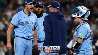 투수가 감독에게 샤우팅하다니…그는 미쳐 있었다 41세 맞나, ML 역사 4번째 대기록