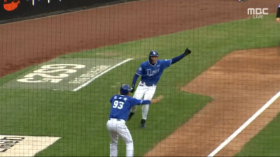 3루 주루코치가 막았는데 왜?… 구자욱의 황당 주루, 삼성 추가점 날렸다[스한 스틸컷]