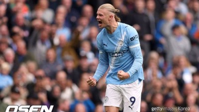 '멀티골 폭발' 역대 최고 수준의 공격수 극찬에도 펩 감독, 걔 한 명에게 의존할 수 없다