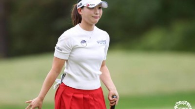 '무려 5번의 연장' 2.16억짜리 환상 퍼트, 이율린이 끝냈다 '첫 정상 감격'... 박지영 시즌 첫 우승 무산 [KLPGA]