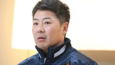 두산, 12대 사령탑에 김원형 감독 선임...2+1년 총액 20억원 계약 [오피셜]