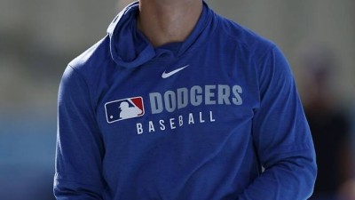 김혜성 아직 다저스 선수들과 같이 있다…월드시리즈 티셔츠 입고 훈련 삼매경, 이번에도 기적의 동행 이어지나