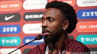 중국 스스로 무덤 팠다→귀화 받았더니 못 쓰는 지경…프로 의식 없고 경기력도 부족 전 中 감독 폭로