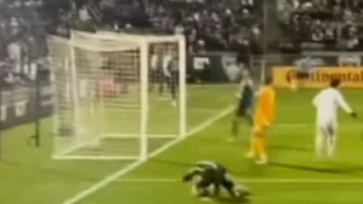 손흥민 때문에 '땅을 치며 절규'...SON 왜 여기까지 쫓아온 거야? '前 북런던 라이벌'은 괴로웠다