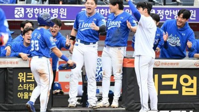 삼성 자신감 대단하네, 좌완 류현진 나오는데…좌타자 7명 그대로 '고정 라인업' 가동했다 [PO3]