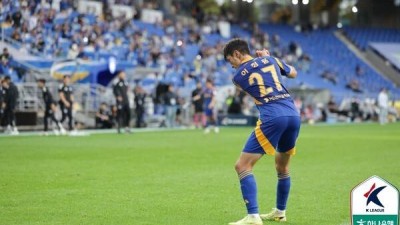 세리머니 후폭풍에...프로축구선수협 이청용에 도 넘은 악플, 법적 대응할 예정