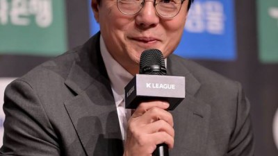 대전 왜 온 겨, 빵 사러 온 겨? 황선홍 감독, 대전 제외 K리그 팬들 속 뒤집는 '그 문구' 외친 사연 [파이널 미디어데이]