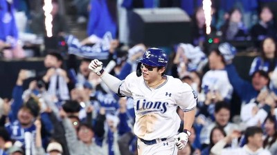 동점 3점포 날렸던 삼성 김영웅, 7회 기적의 역전 3점포[PO4]