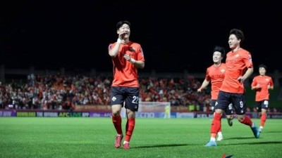 [BE.현장] 전반에만 3골 맹폭, 한일전 진땀승... '김건희 위닝골' 강원, ACLE서 '이니에스타 뛰었던' 고베에 4-3 재역전승