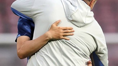 “흥민아, 다시 지휘봉 잡을 수 있을 것 같아” 英 단독 보도 떴다…‘39일 만에 경질 수모’ 포스테코글루 감독, 3년 만에 셀틱 복귀 고려