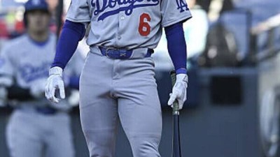 타율 꼴찌가 김혜성을 밀어낸다고? 美 매체 단호평가…지금 수준으론 불가능→수비·주루·타격 모두 KIM이 우위