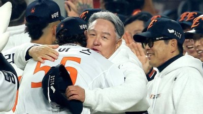 김경문 한화 감독 폰세 호투가 승인…문동주, 한국시리즈 선발