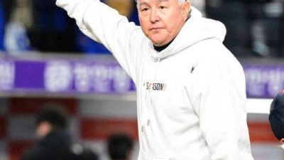 ‘불펜’ 문동주 MVP 받았는데, 김경문 왜 “KS도 그러면 희망 없다”고 했나…전격 선발 복귀→1차전 맡을까 [PO5]