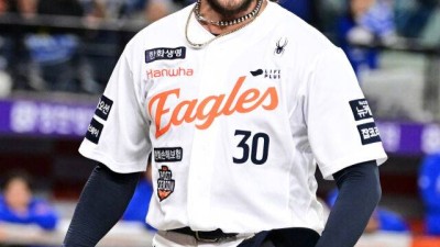 '17승 252K ERA 1.89' 폰세, 정말 ML로 돌아가나? 美 언론 KBO리그 트리플 크라운, 여러 팀에서 관심