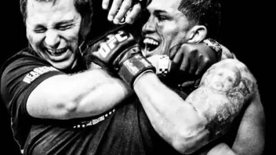 '향년 55세' 안타까운 비극...총격에 사망한 아버지, 그를 대신해 내 아버지가 되어 주셨다 페티스 형제, 스승 '레전드' 루퍼스 사망