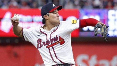 “김하성, FA 시장의 유일한 진정한 유격수” FA 26위…평균 이하 타자인데 다년계약 가능 ‘병 주고 약 주고’