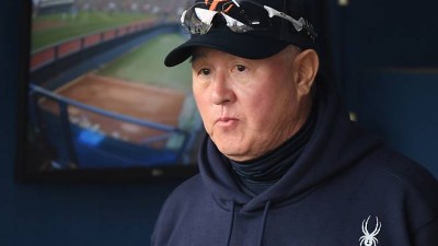 사인 미스? 번트까지 대놓고 왜 안들어왔나 → 한화 1사3루 무득점 미스터리 [KS1]