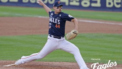 오스틴 탈삼진 처리...김서현 향한 한화팬 변함 없는 응원, 김경문 감독도 앞으로 잘 던질 것 [KS1]