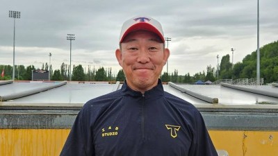 KIA서 '통합우승 2회' 타케시 코치, 타이거즈 떠난다…감독님 비롯한 모든 분들께 감사