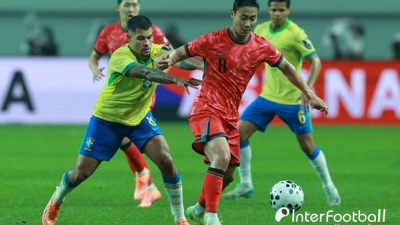 진짜 큰일 날 뻔했다…비행 중 창문이 깨졌다, 그런 일은 처음 홍명보호 상대했던 브라질 MF의 고백