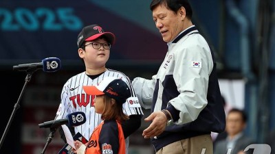 '빵값 548만원·해외출장 1박 140만원…허구연 KBO 총재 씀씀이 논란
