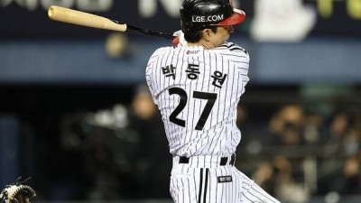 '한화 1회 4점내자 LG는 2회 5점으로 역전' 류현진이 무너졌다 [KS 2]