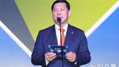 허구연 총재, 법인카드 과다 지출 논란…KBO 정부 자금 아냐