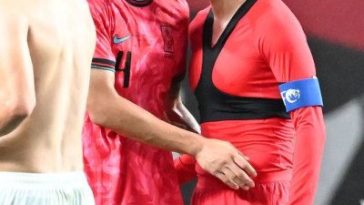 “김민재는 내가 가장 좋아하는 수비수” 손흥민 발언... ‘뮌헨 벤치→토트넘 주전?’ 김민재, 손흥민과 재회 가능성 제기