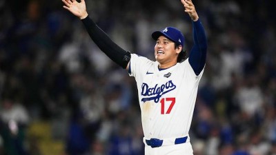 오타니 “가능한 빨리 자고 싶다”···2홈런·9출루 ‘괴력’에도 WS 4차전 선발 컨디션 걱정