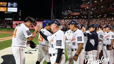 와이스를 왜 PO 5차전에 냈냐고?...KS에서 드러난 한화 불펜 민낯 [KS 포커스]