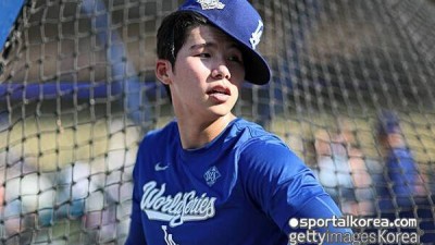 '현지 예상 적중' 김혜성은 결국 6시간 넘게 벤치에 머물렀다…수비가 중요 파헤스 선발→콜·로하스 먼저 교체 투입