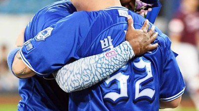 '5명 방출' 삼성 세대교체 가속화, 전설의 418홈런 타자와도 헤어질 결심...현역 연장이냐 오재일과 동반은퇴냐 기로