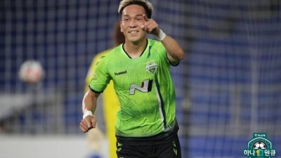 '사람 인생 모른다' 3년 전 음주운전으로 축구인생 종친 줄 알았는데... '日 역대급 악동 前 천재 K리거', 中 리그 MVP 후보에