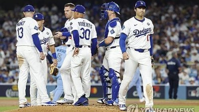 오타니 내려가마자 다저스 불펜 4실점 방화… 1-6 벌어져 [WS4]