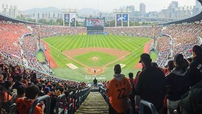 1200만 야구팬은 웁니다 ... LG-한화 한국시리즈 암표 최고 100만원 넘어