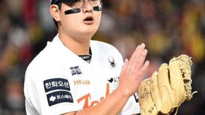 한화 19년 만에 KS 승리투수, 김서현이 될 줄이야…폭투로 치명적 점수 허용했지만, 무너지지 않고 버텼다 [KS3[