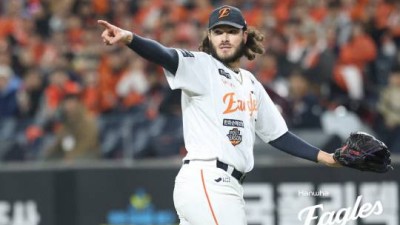 승리로 이어진 김승연 회장의 팬 사랑…한화, 대역전극으로 한국시리즈 19년만의 '첫 승'