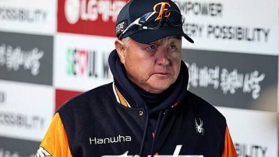 [STN 현장] 한화 김경문 감독 현장 떠나 있다가 돌아오니 선수단에 심한 말이 많더라