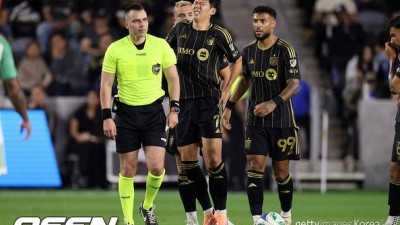 ‘더러운 오스틴’ 손흥민에게 악의적인 파울만 세 번…일부러 노리고 들어갔다