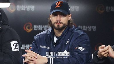 '말이 안 나오는 충격패' 7이닝 무실점 포효하던 와이스…더그아웃에서 표정 잃었다