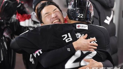 눈물샘 터진 35세 캡틴 '이건 드라마로 만들어도 욕 먹는 거잖아요’ [대전 현장]