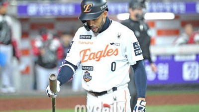 '이런 반전이' 한국시리즈 1할대 KKKKK, 한화 정규직 조용하네…대전 와서 침묵, 한화 시나리오에 없었는데